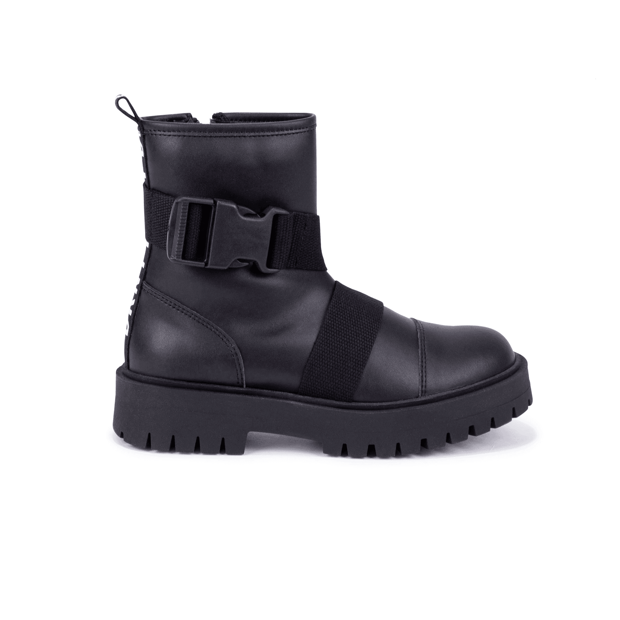 GHETE DKNY